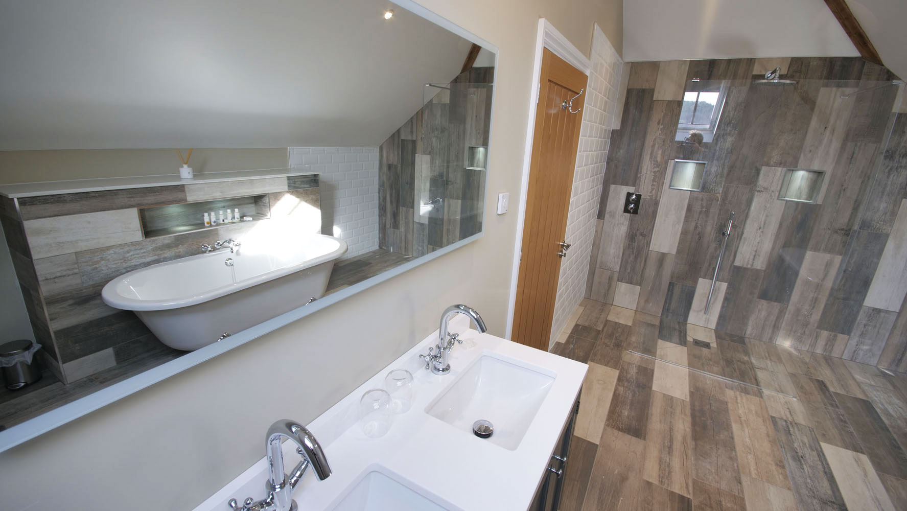 Superking Suite (Barn Owl) - Image 2